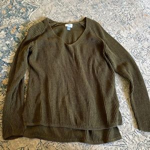 Old navy sweater